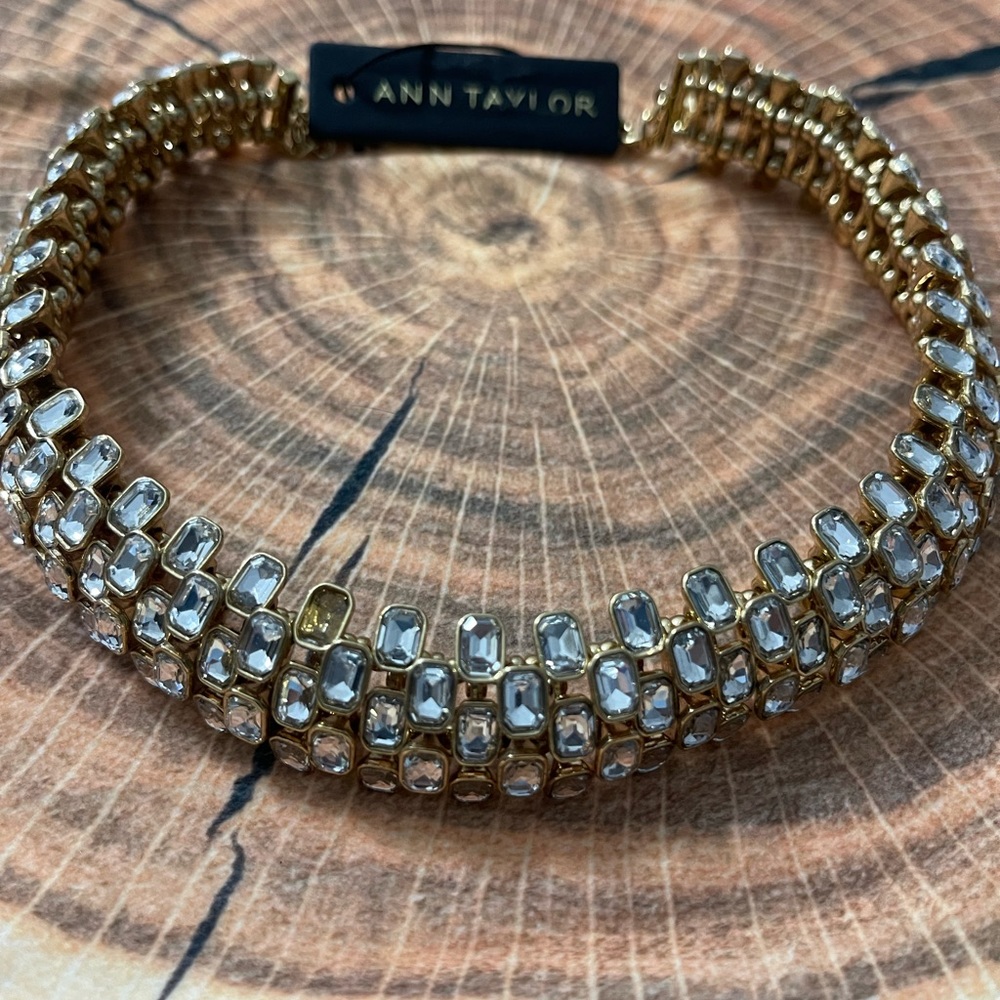 Ann Taylor necklace with stone from Swarovski